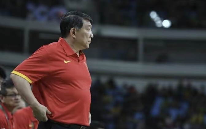 国际比赛日NBA常规赛传出新动向；山东泰山伤情更新；管理层表态——话题不断；年轻球员得到机会