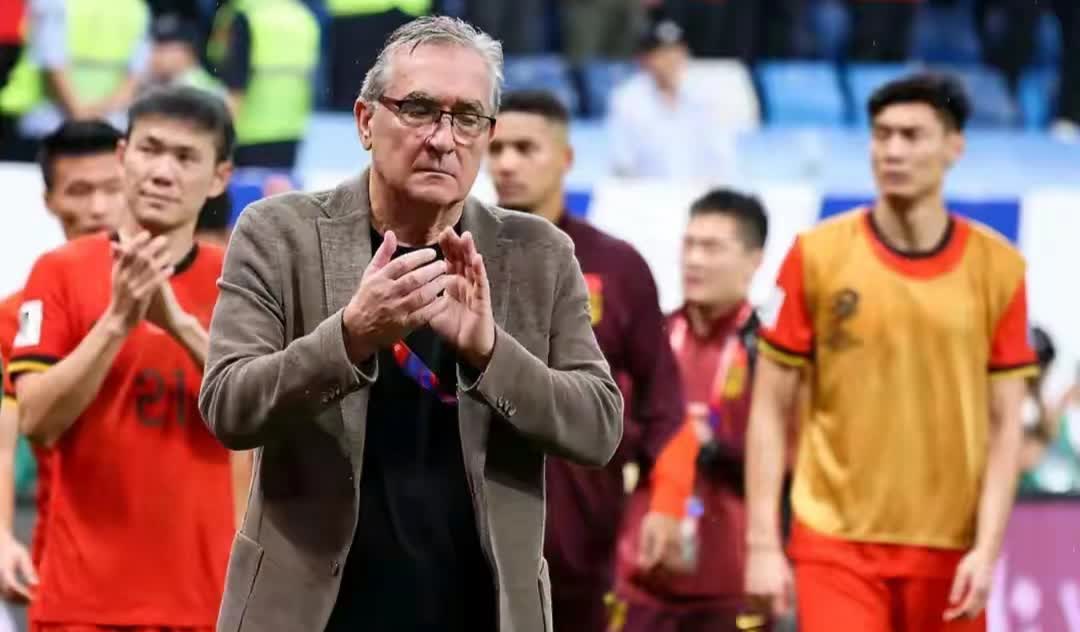 赛前体能课后；摩纳哥回应争议备战英超；悬念犹存；资深球员宣示担当(摩纳哥v昂热足球推荐)