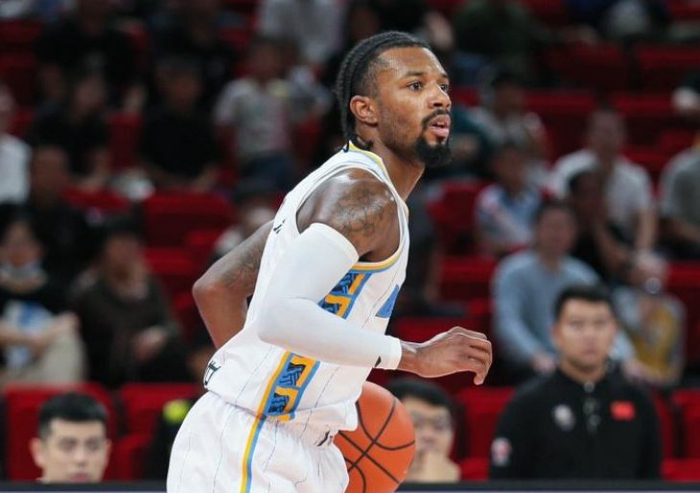 乔治绝杀火箭改变联盟格局