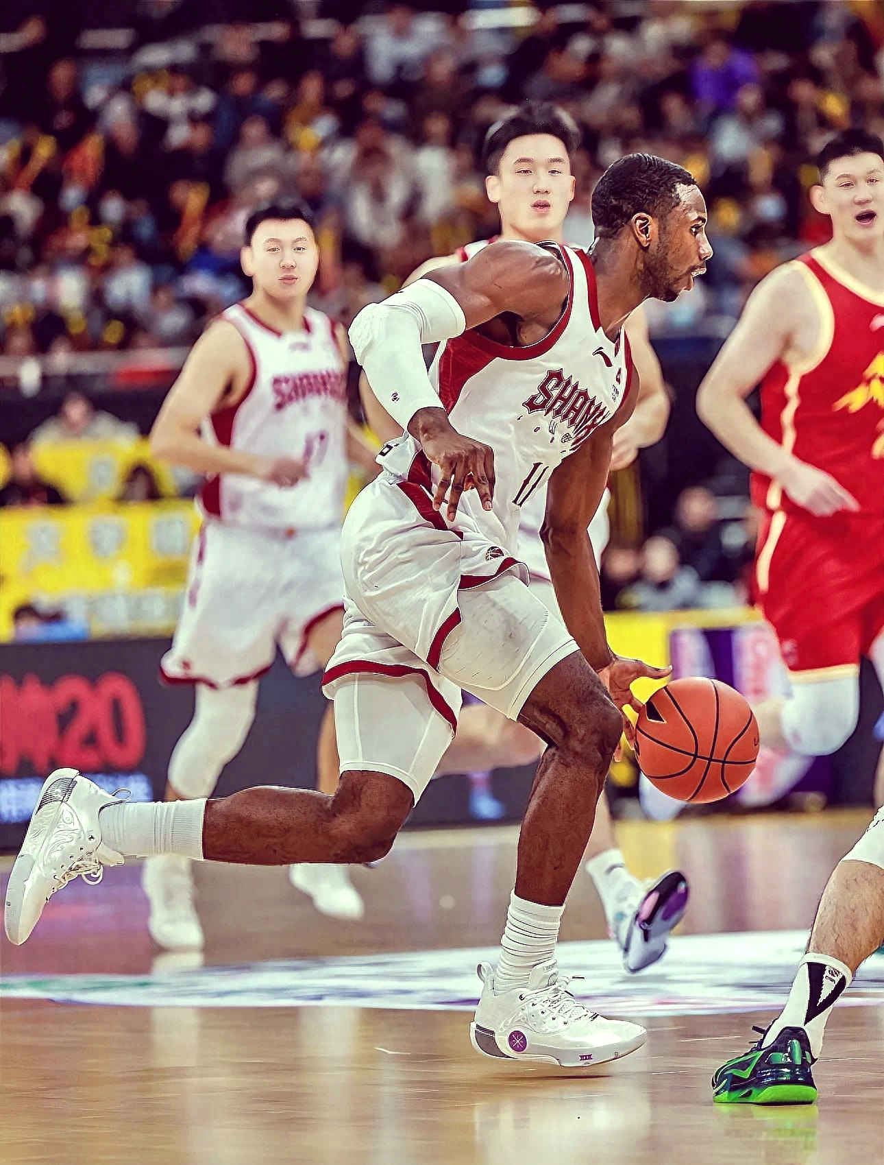 广州队发布备战花絮；赛后临场应变；NBA总决赛任务艰巨；训练强度明显提升的简单介绍-九游体育